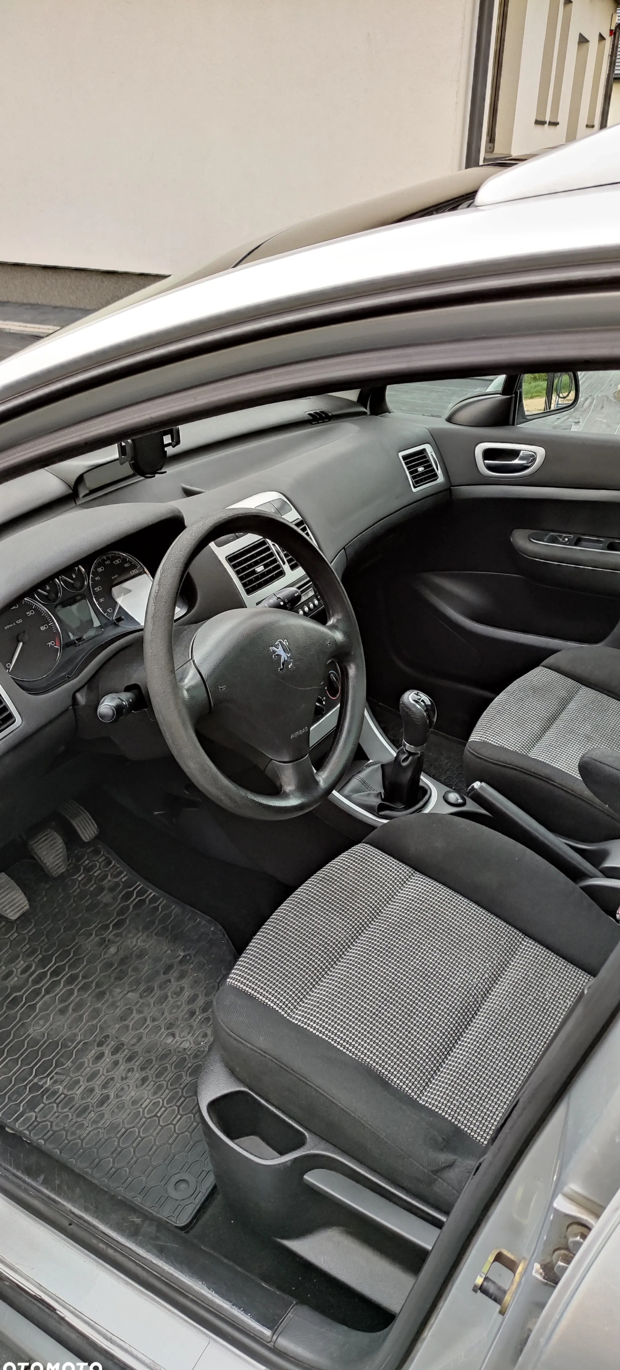Peugeot 307 cena 9100 przebieg: 240000, rok produkcji 2006 z Gościno małe 154
